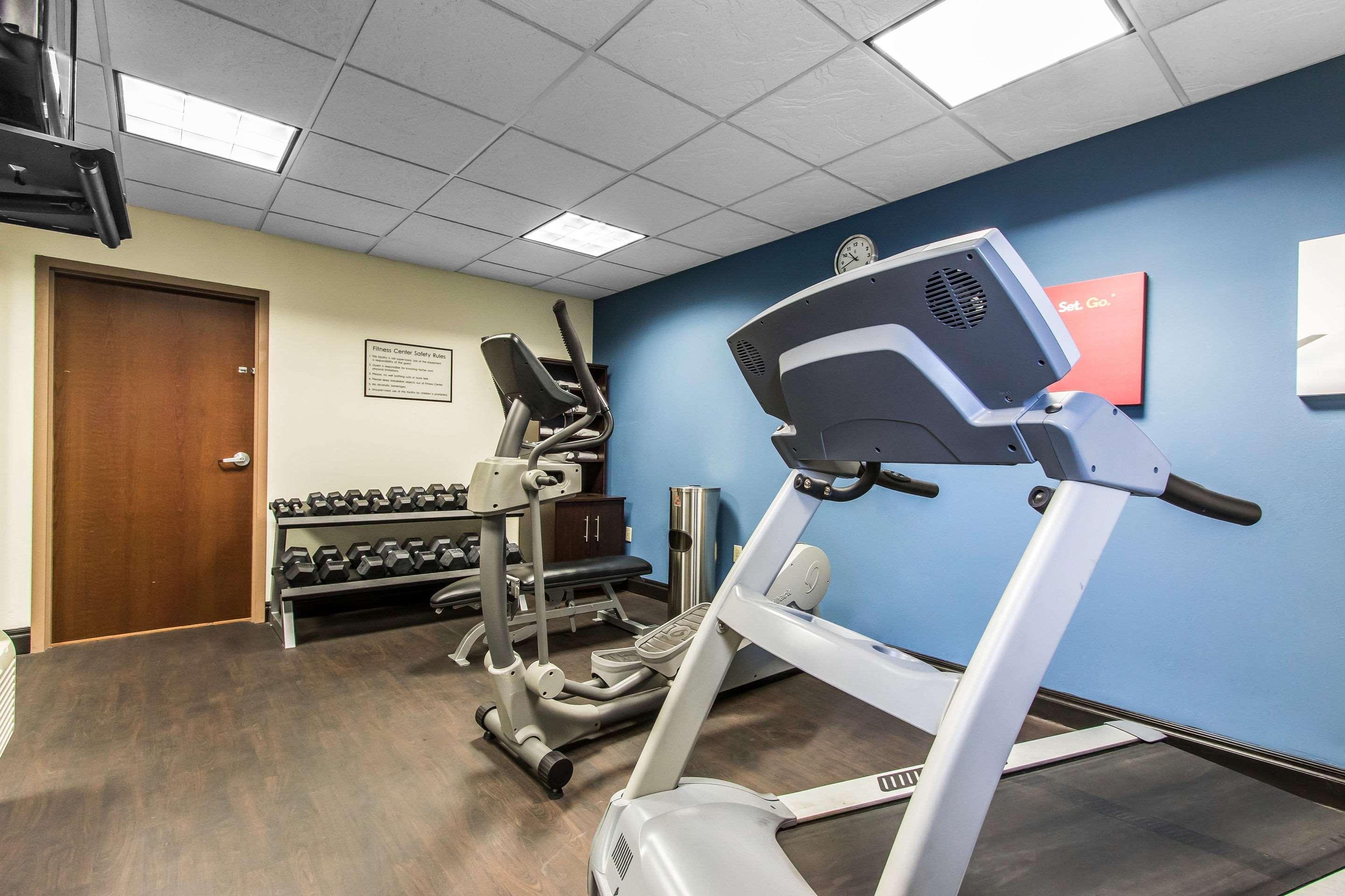 Comfort Suites Fairgrounds West Оклахома Сити Екстериор снимка