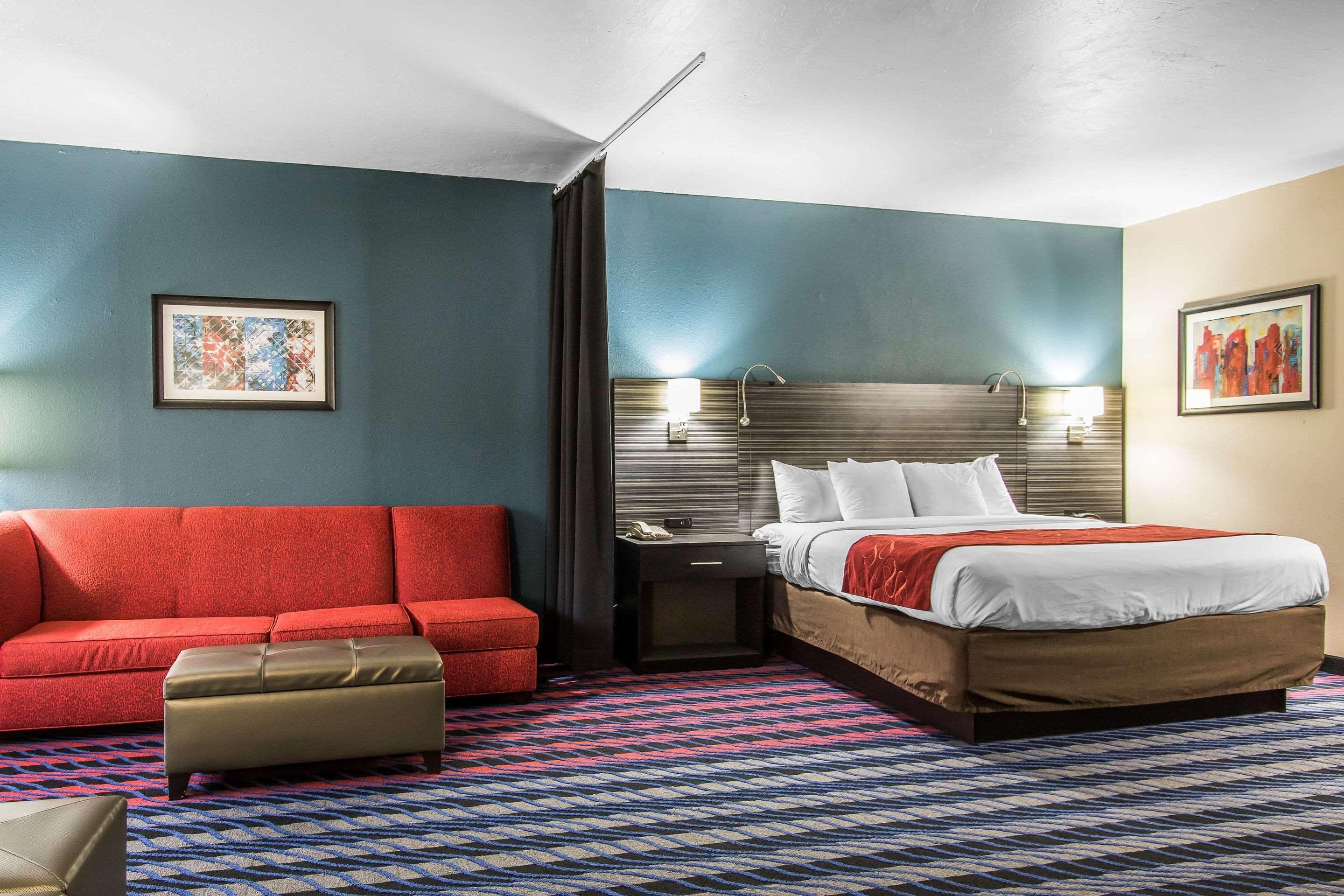 Comfort Suites Fairgrounds West Оклахома Сити Екстериор снимка