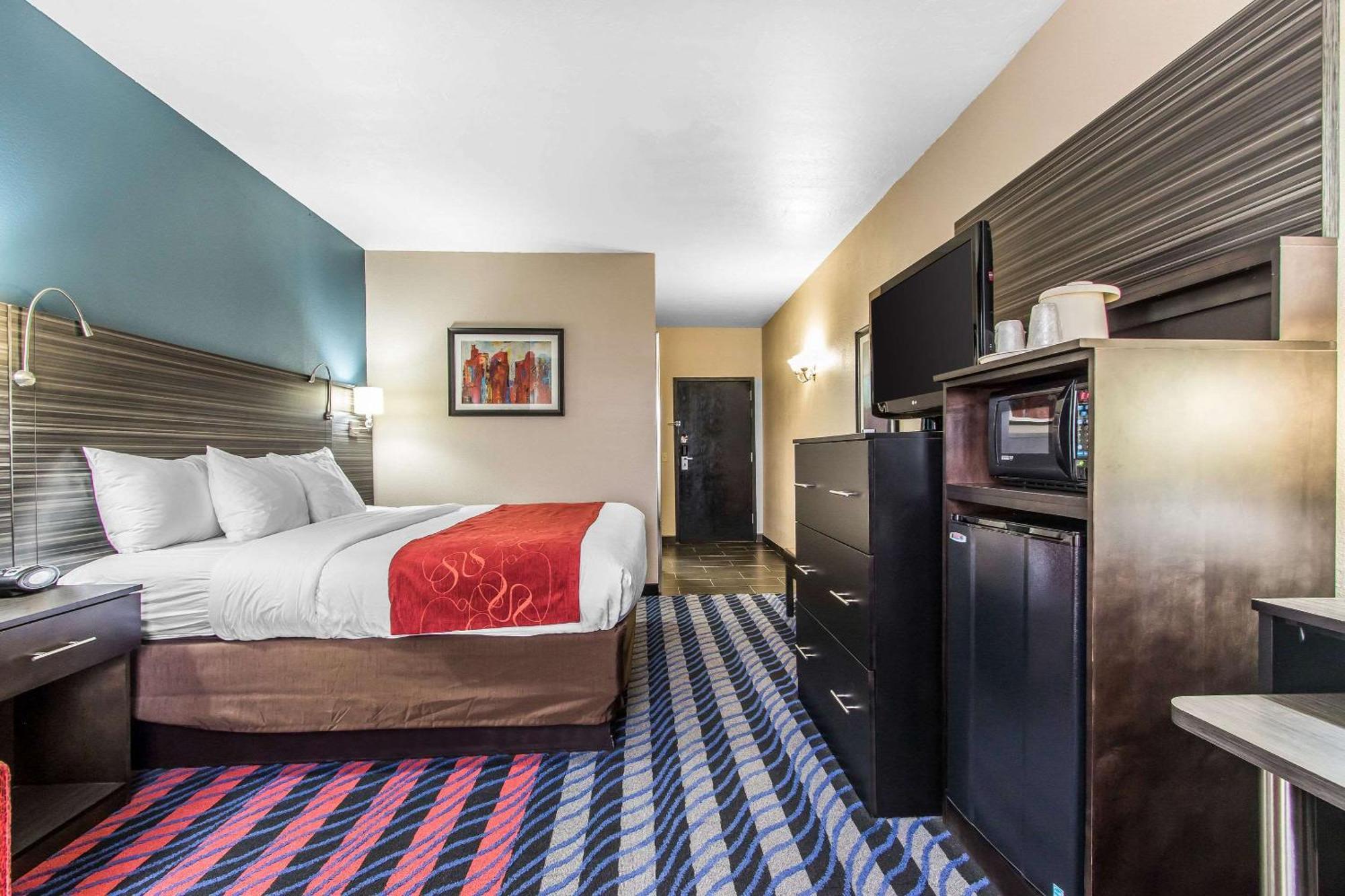 Comfort Suites Fairgrounds West Оклахома Сити Екстериор снимка