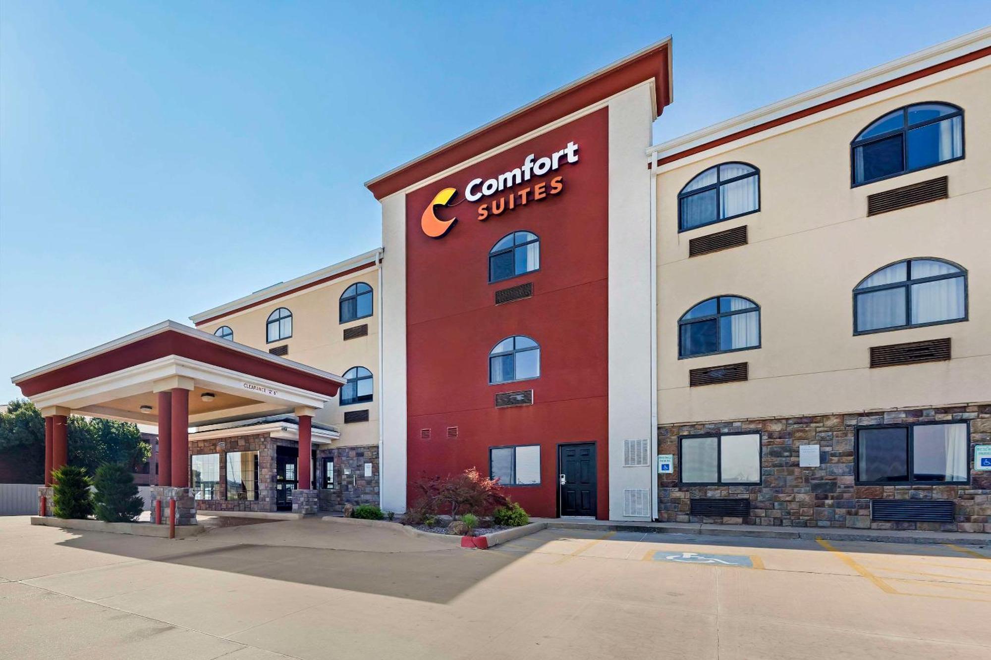 Comfort Suites Fairgrounds West Оклахома Сити Екстериор снимка